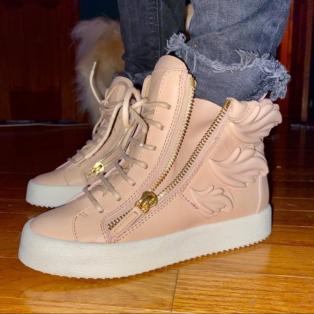 Peach Giuseppe Sneakers